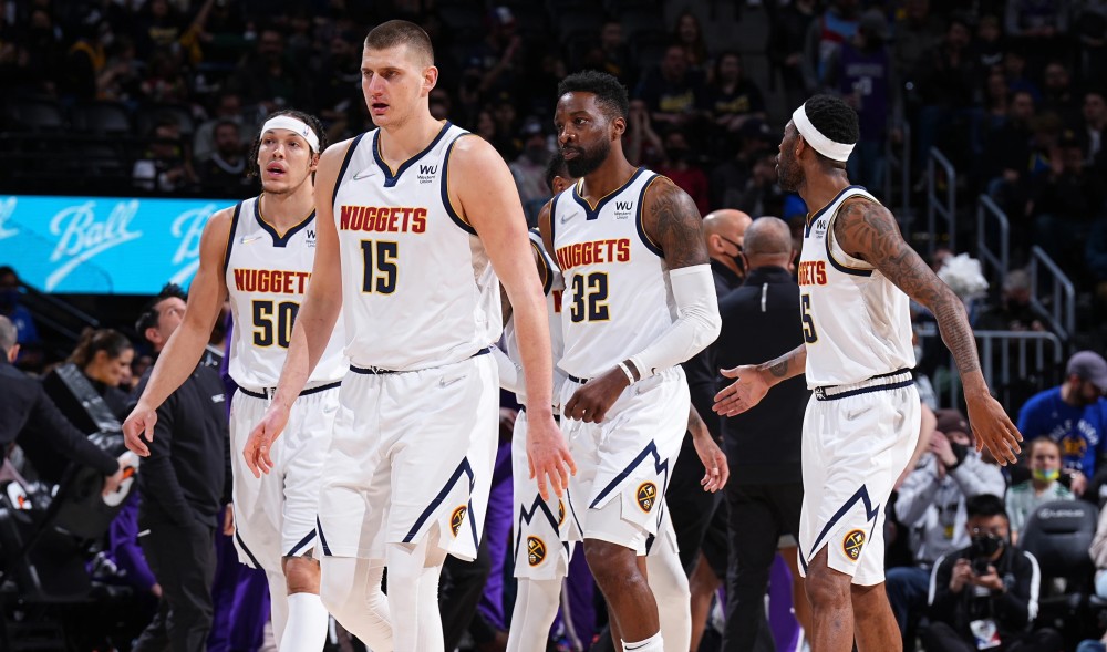 飞智八爪鱼4《黑神话》联名款手柄发布会：今日18点